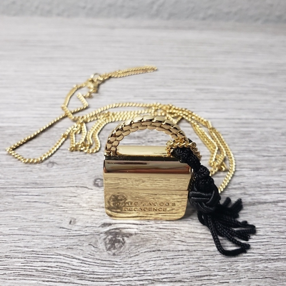Marc Jacobs Gold Chain Necklace with Brown Pendant
